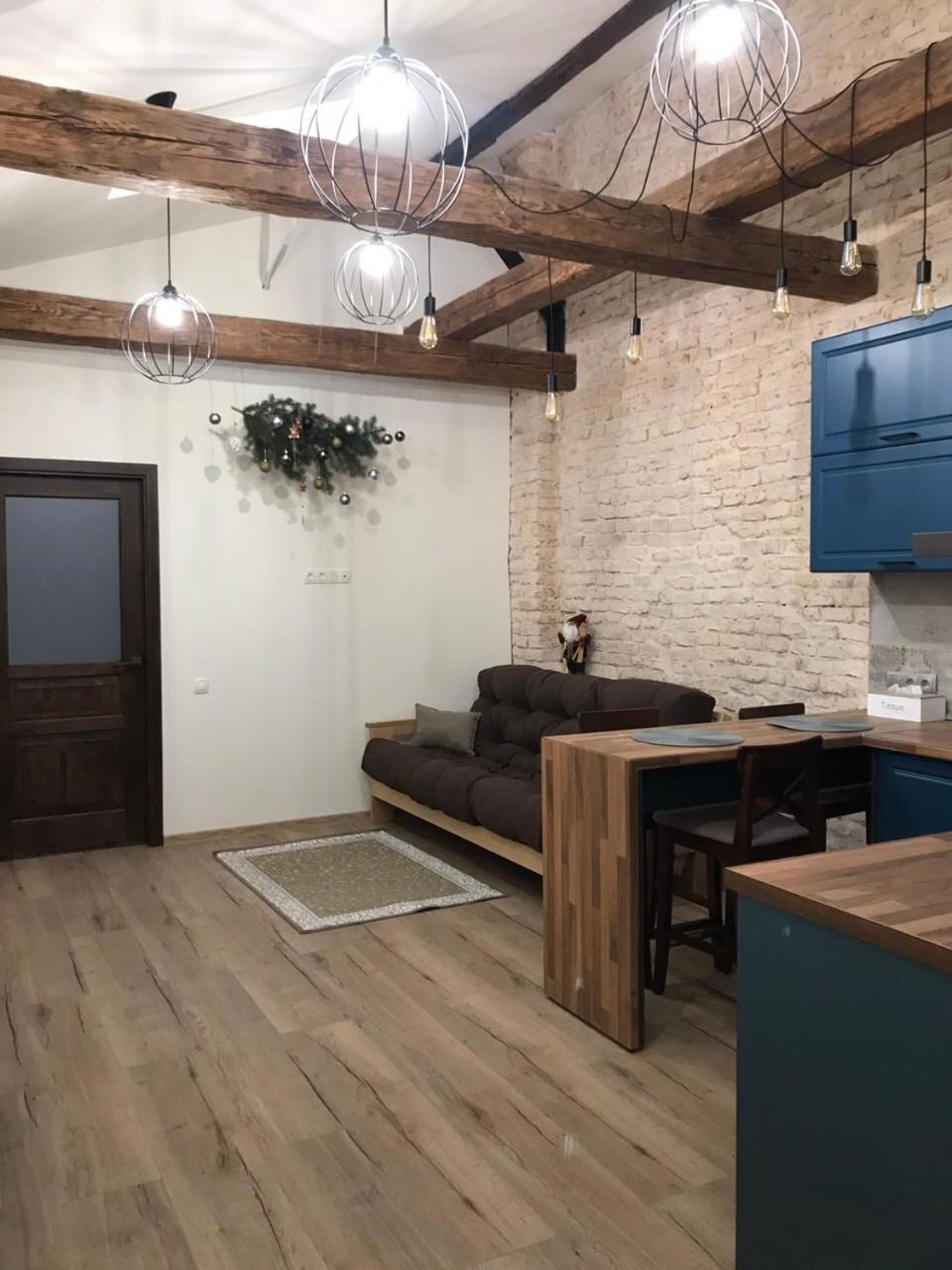 Apartment Lviv Bagian luar foto